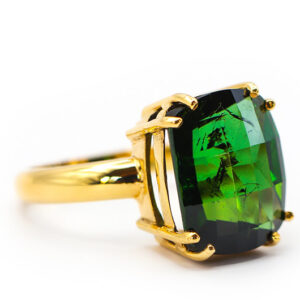 Green_tourmaline_yellow_gold_ring_14K_crafting_Aviyanka_by_exorti
