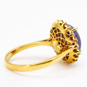 5.41-Crt-Purple-Star-sapphire-with-diamond-Helo-ring_Made-by_aviyaka-by-exorti