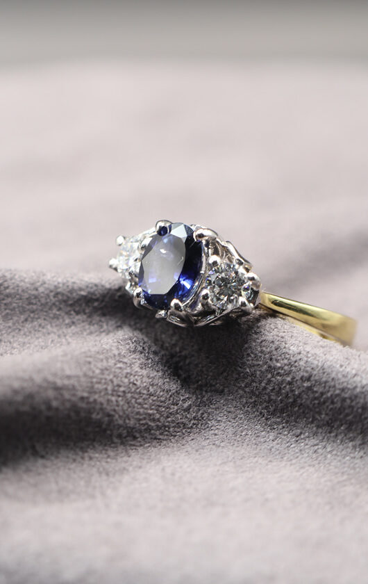 Stunning Natural Blue Sapphire Engagement Ring