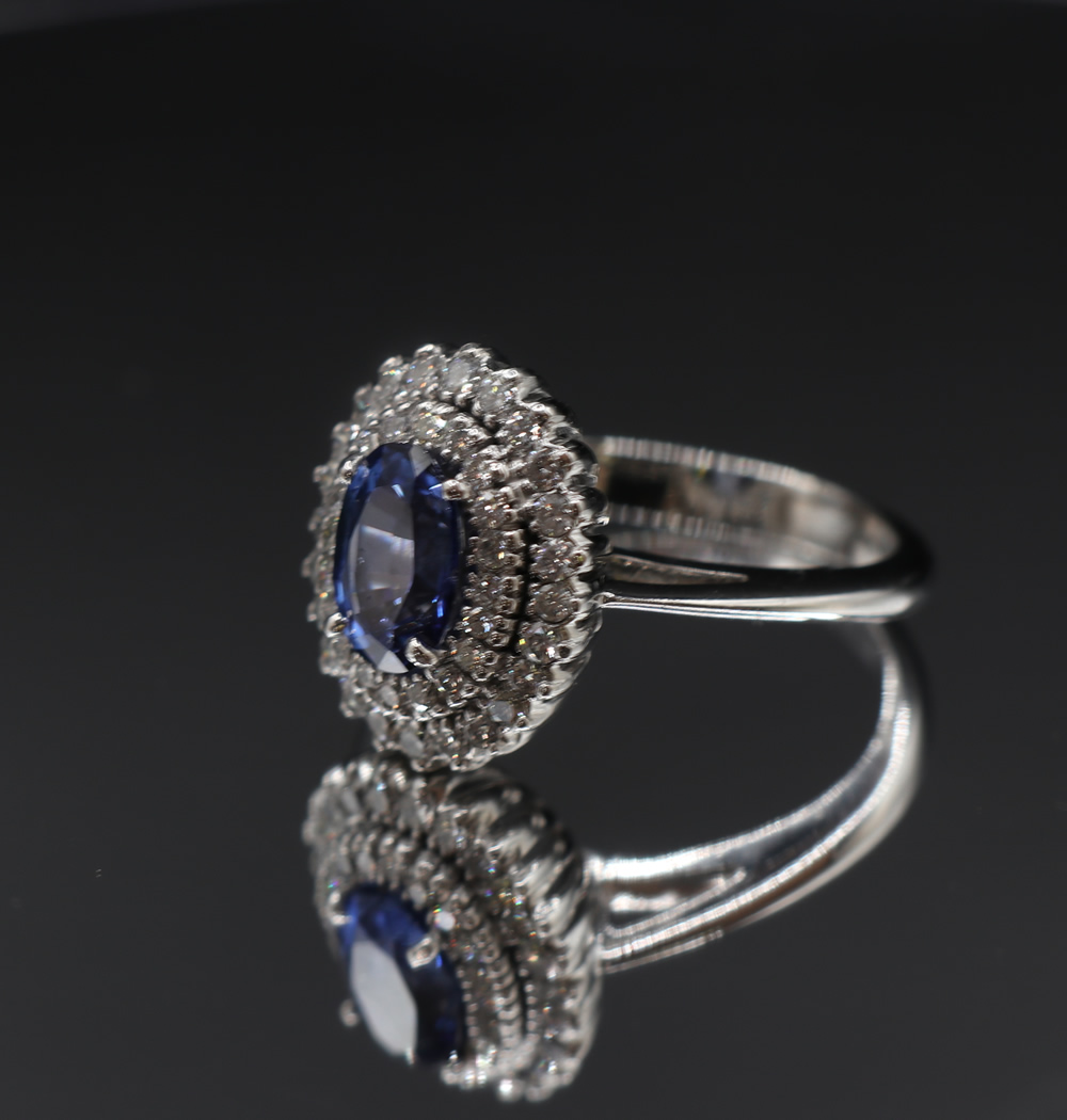 1.61 CRT Blue Sapphire and Diamond helo ring_Aviyanka_by_exorti_portFolio_image2