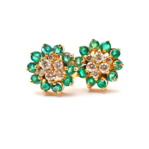 The Emerald Bloom Heritage Studs: A Vintage 18K Gold Masterpiece